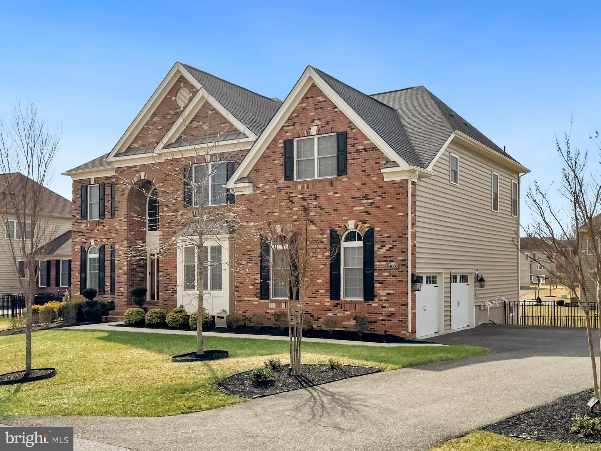 OAK CREEK CLUB - Residential
