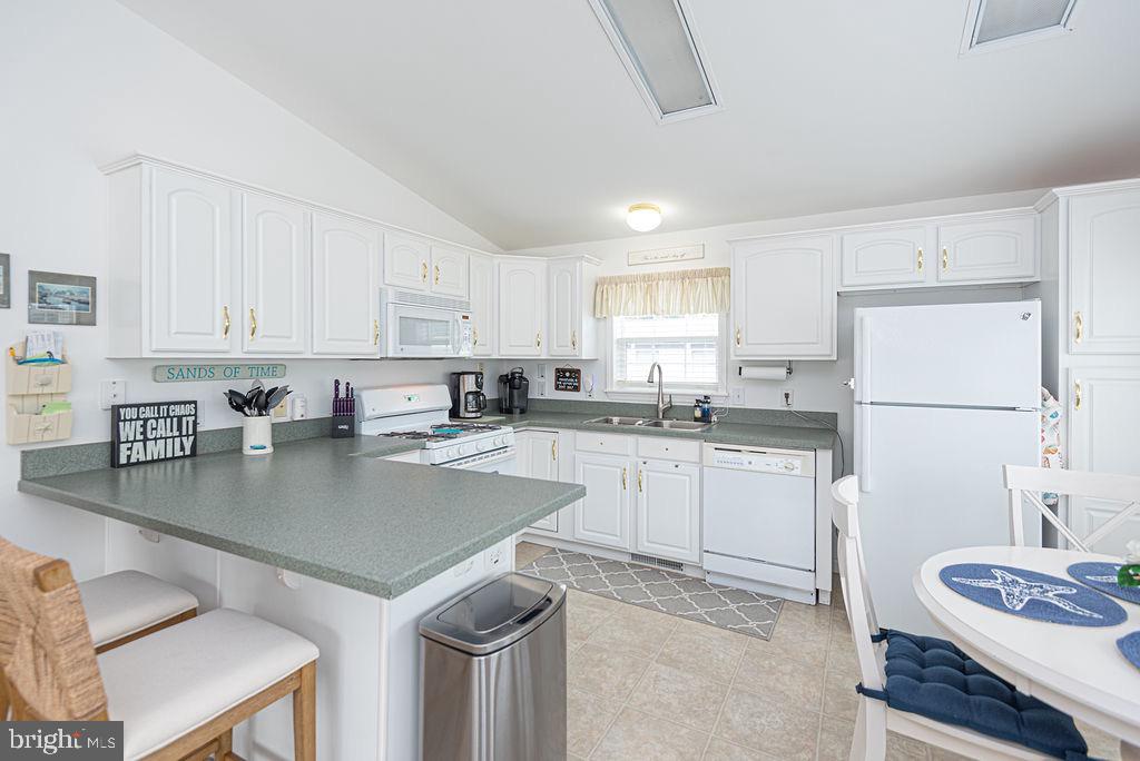 WHITE HORSE PARK PH 3 - Residential