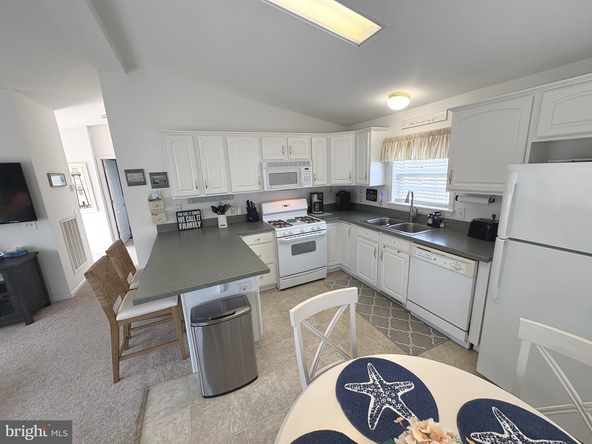 WHITE HORSE PARK PH 3 - Residential