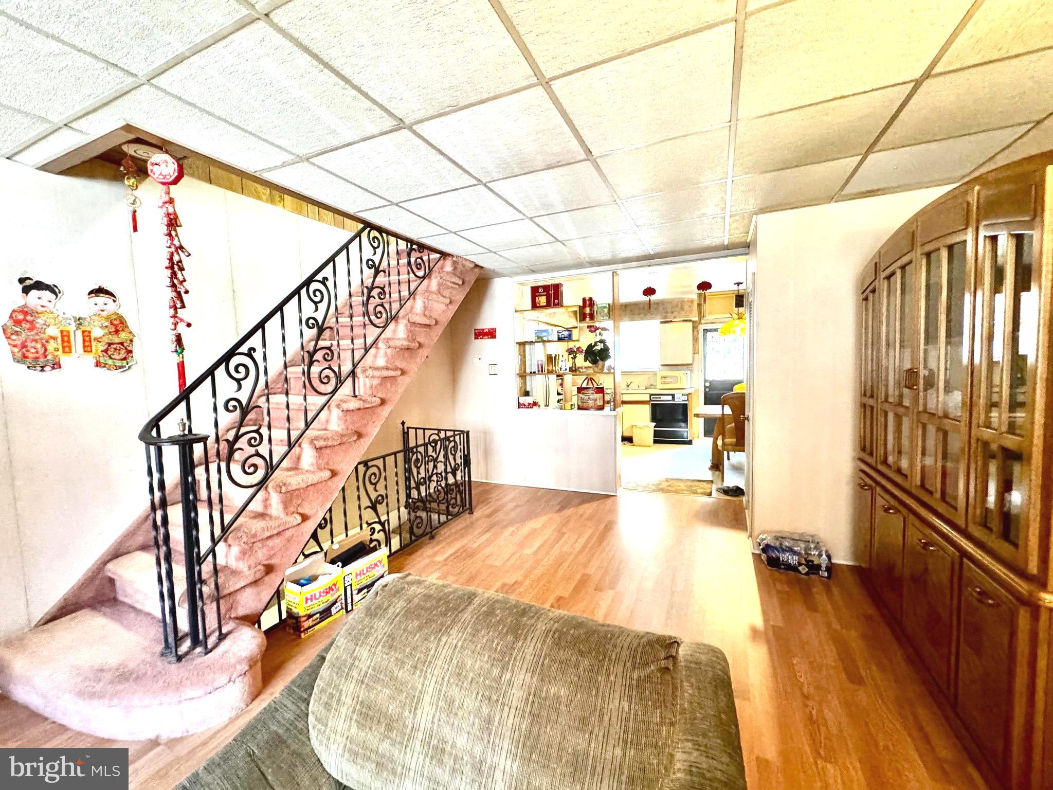 DICKINSON NARROWS - Residential