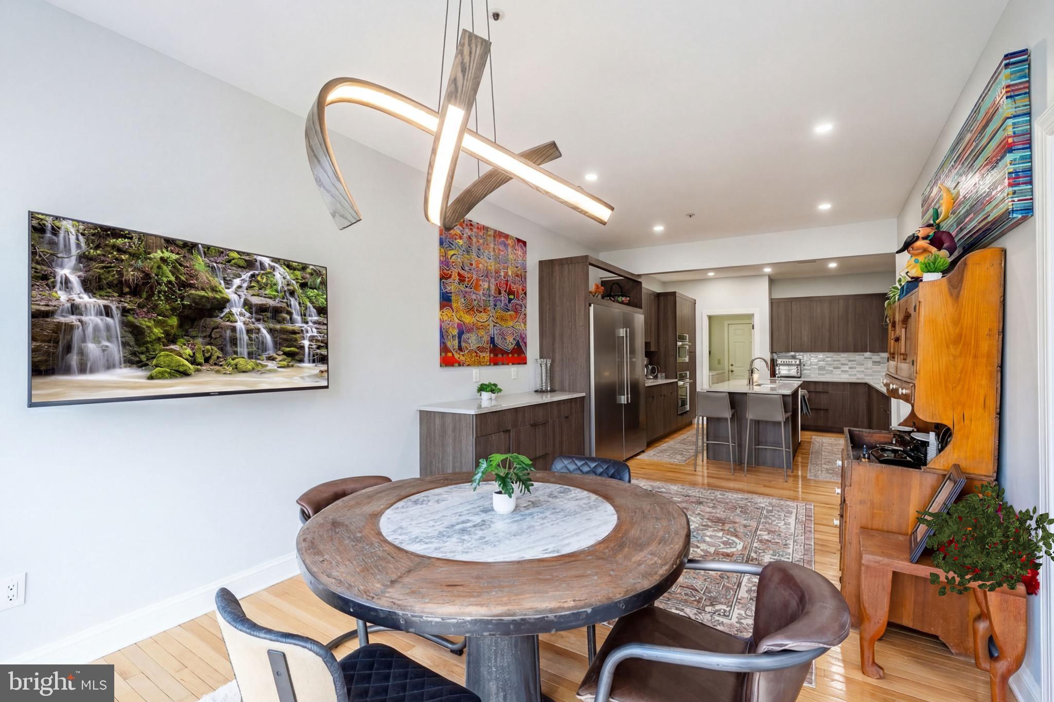 THE ENCLAVE - Residential