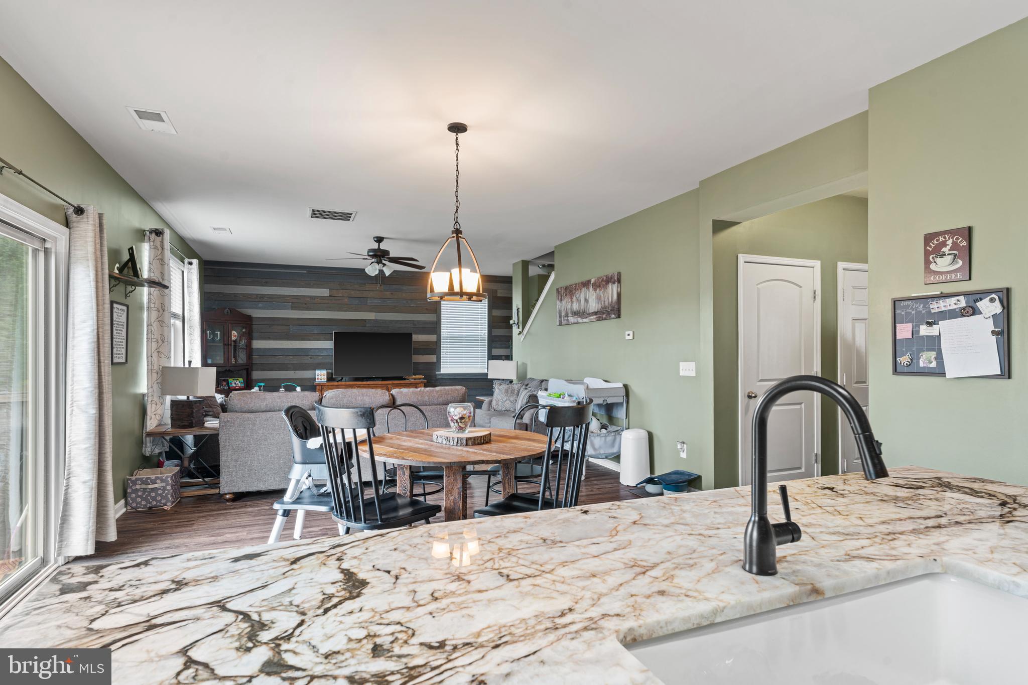 ORANGE ESTATES - Residential