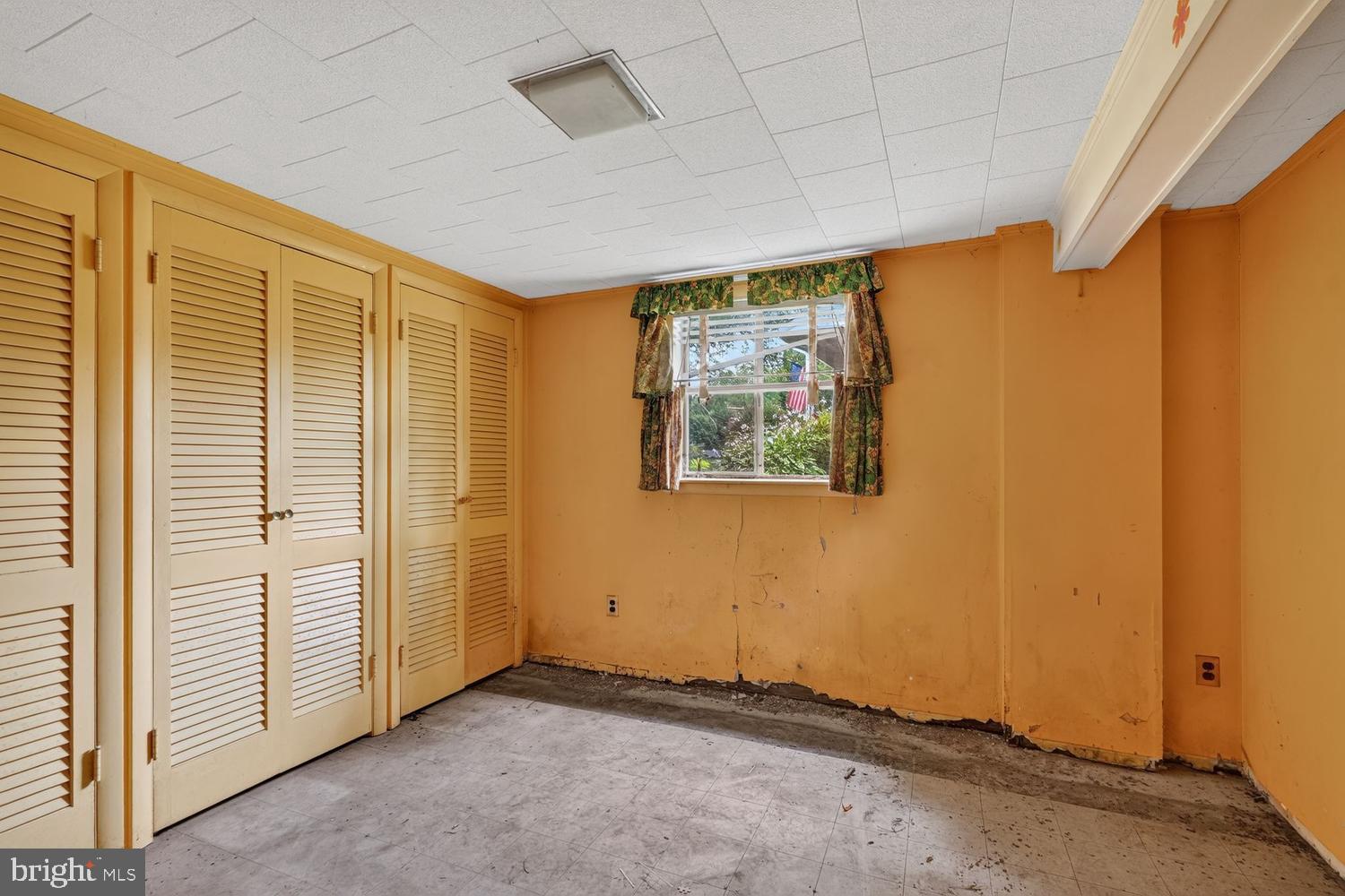 NORTH SPRINGFIELD - Residential