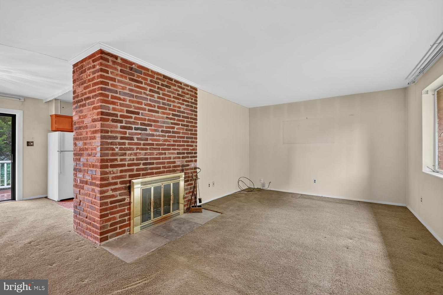 NORTH SPRINGFIELD - Residential