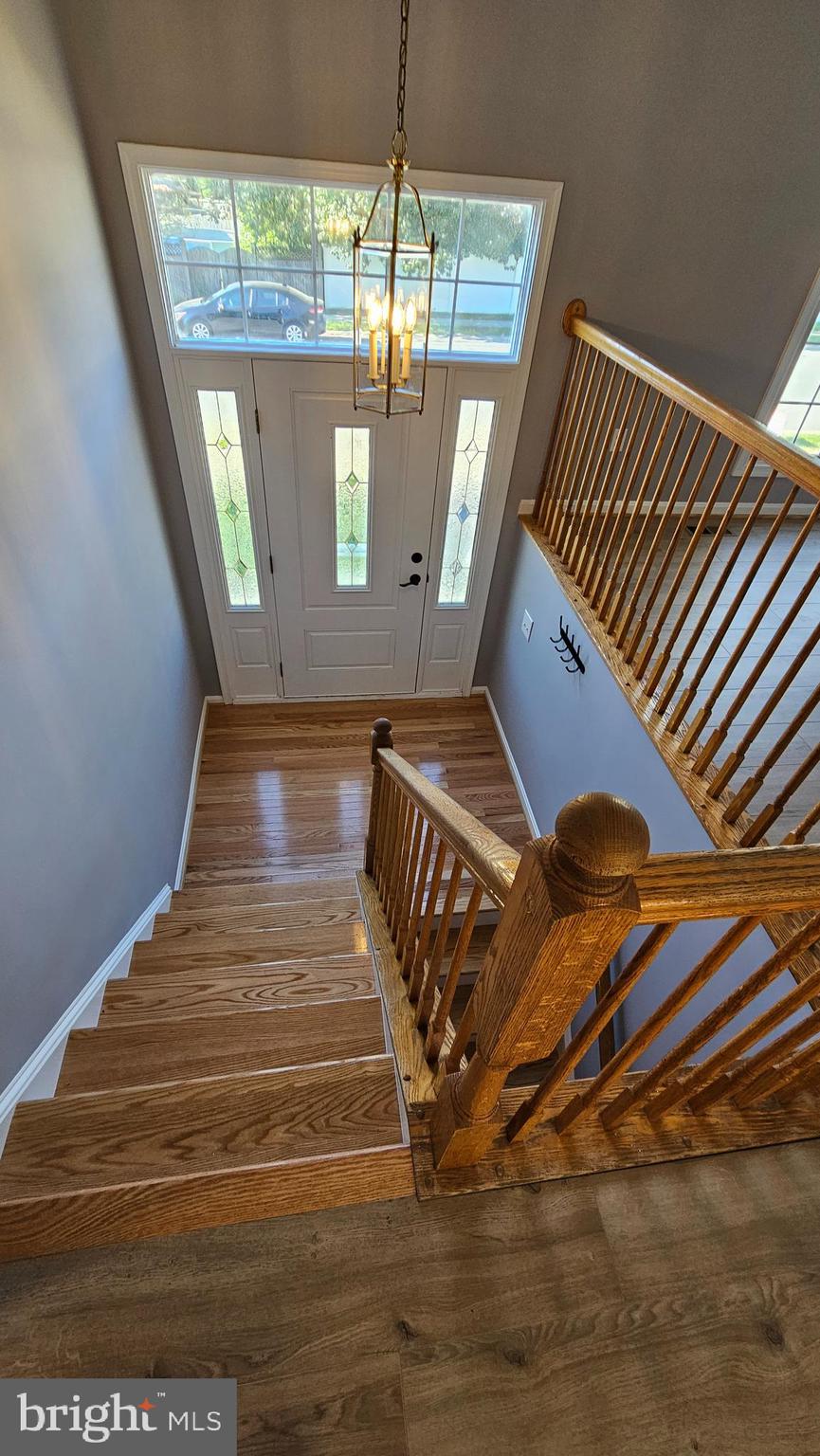CANAL RUN - Residential Lease