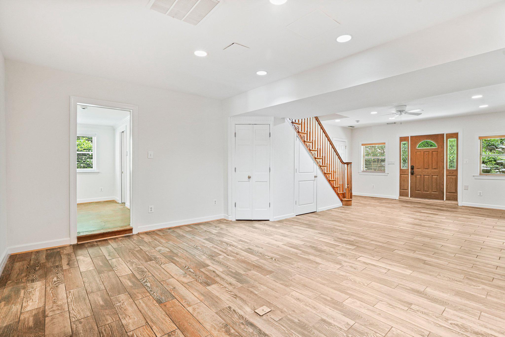 GUNSTON HEIGHTS - Residential
