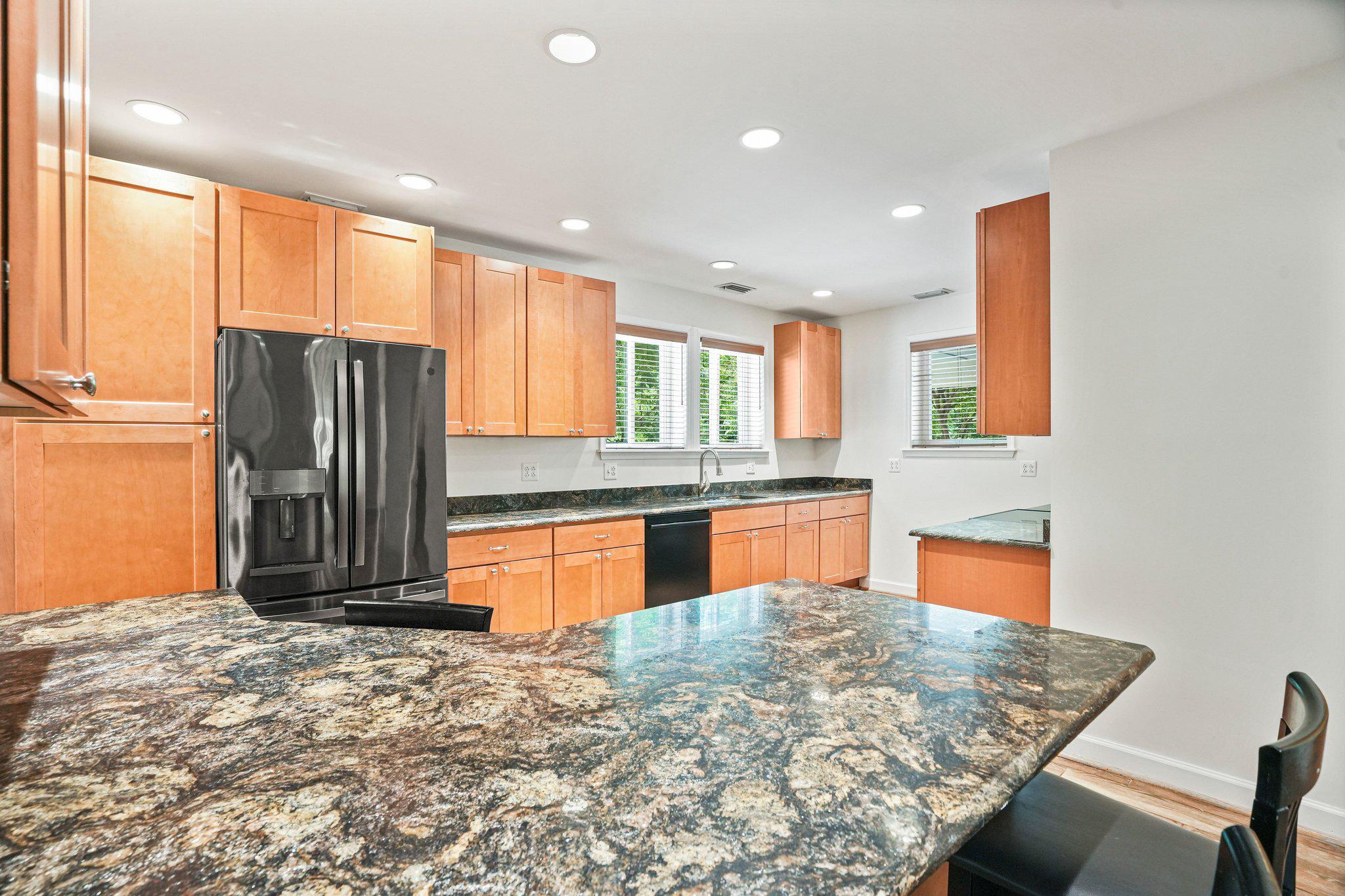 GUNSTON HEIGHTS - Residential