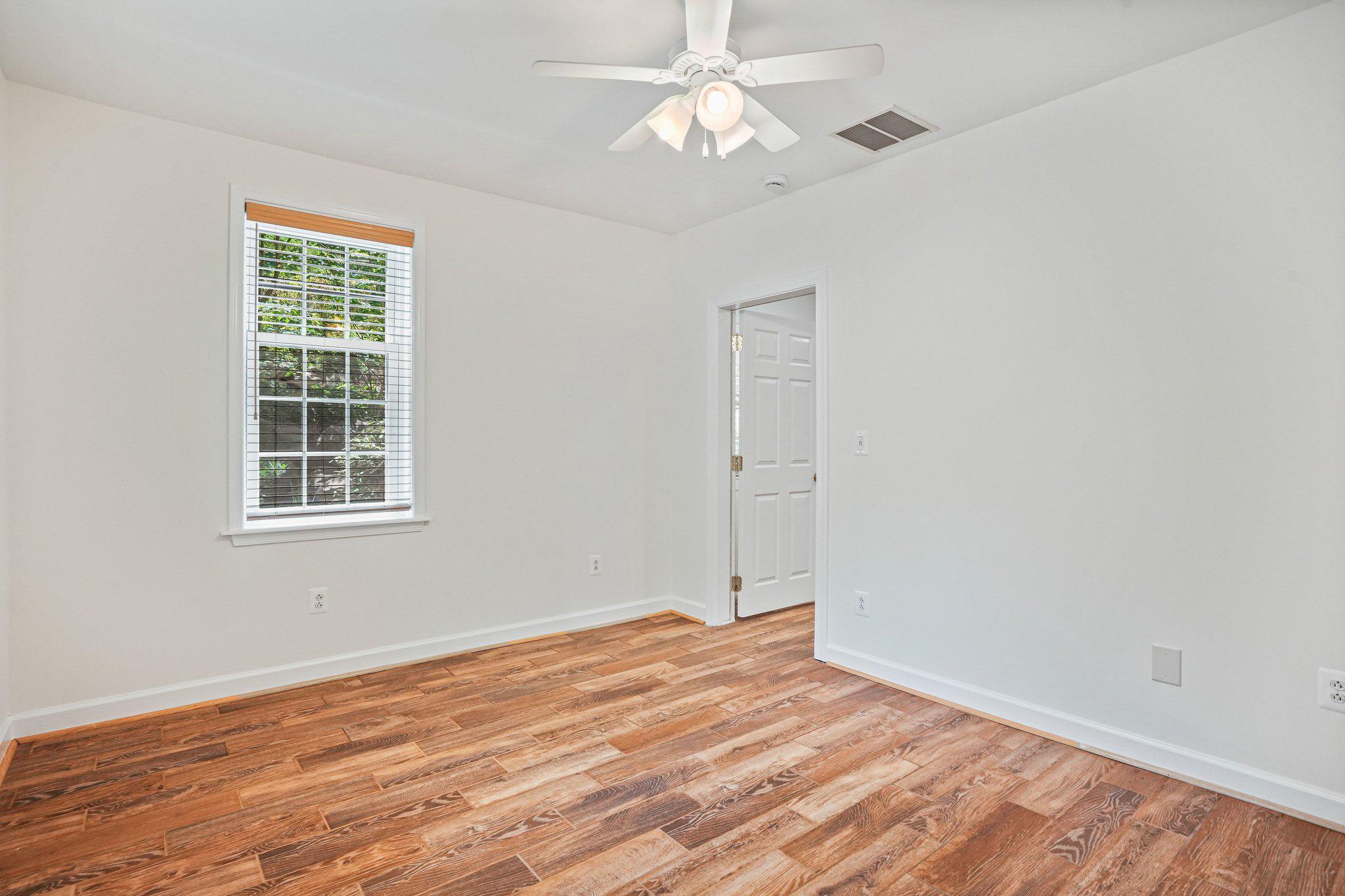 GUNSTON HEIGHTS - Residential