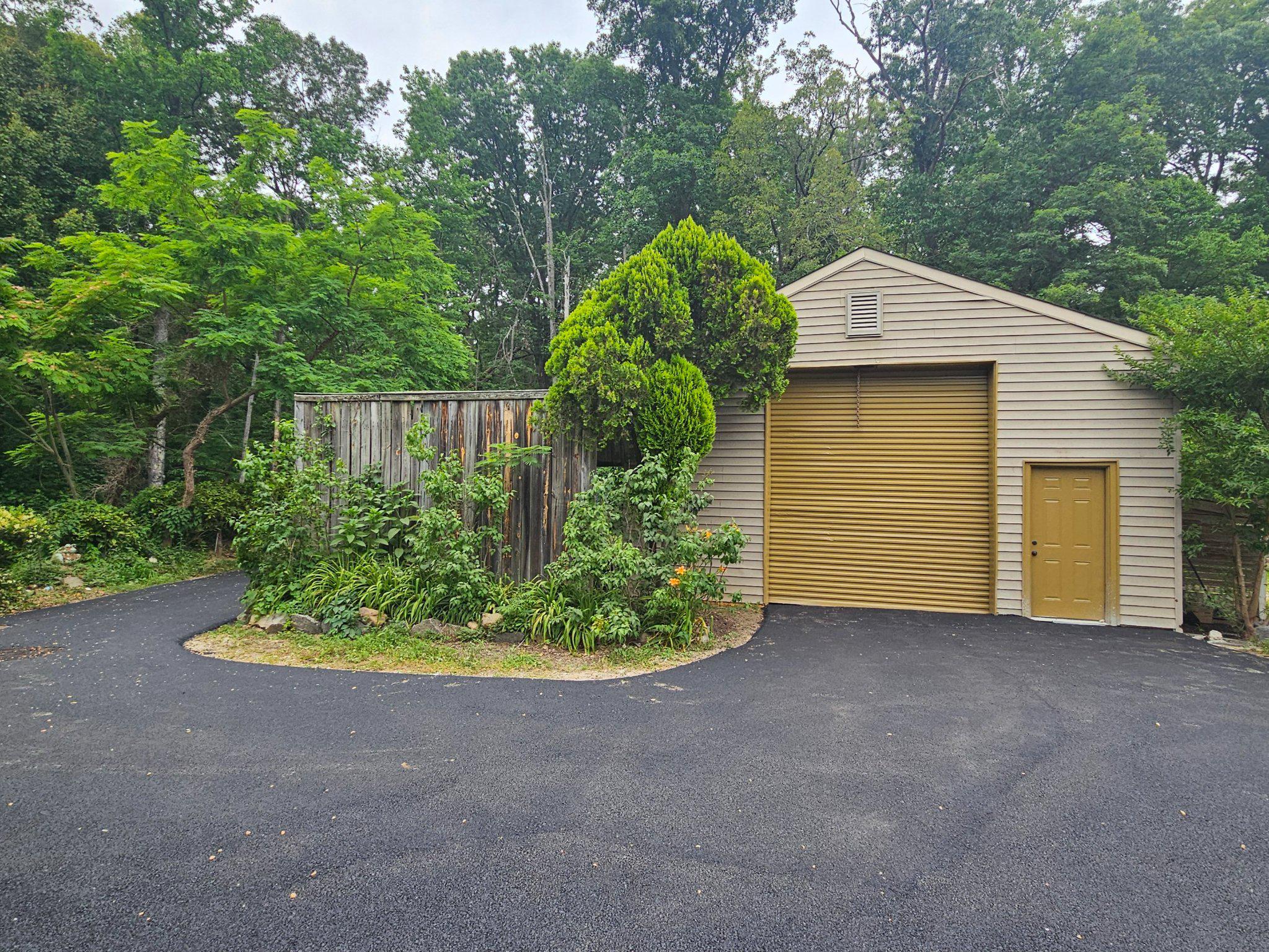 GUNSTON HEIGHTS - Residential