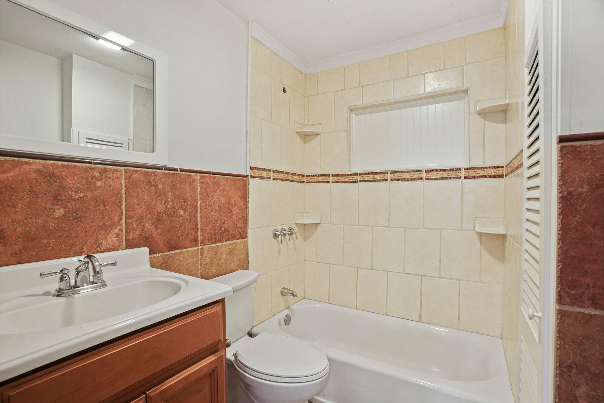 GUNSTON HEIGHTS - Residential