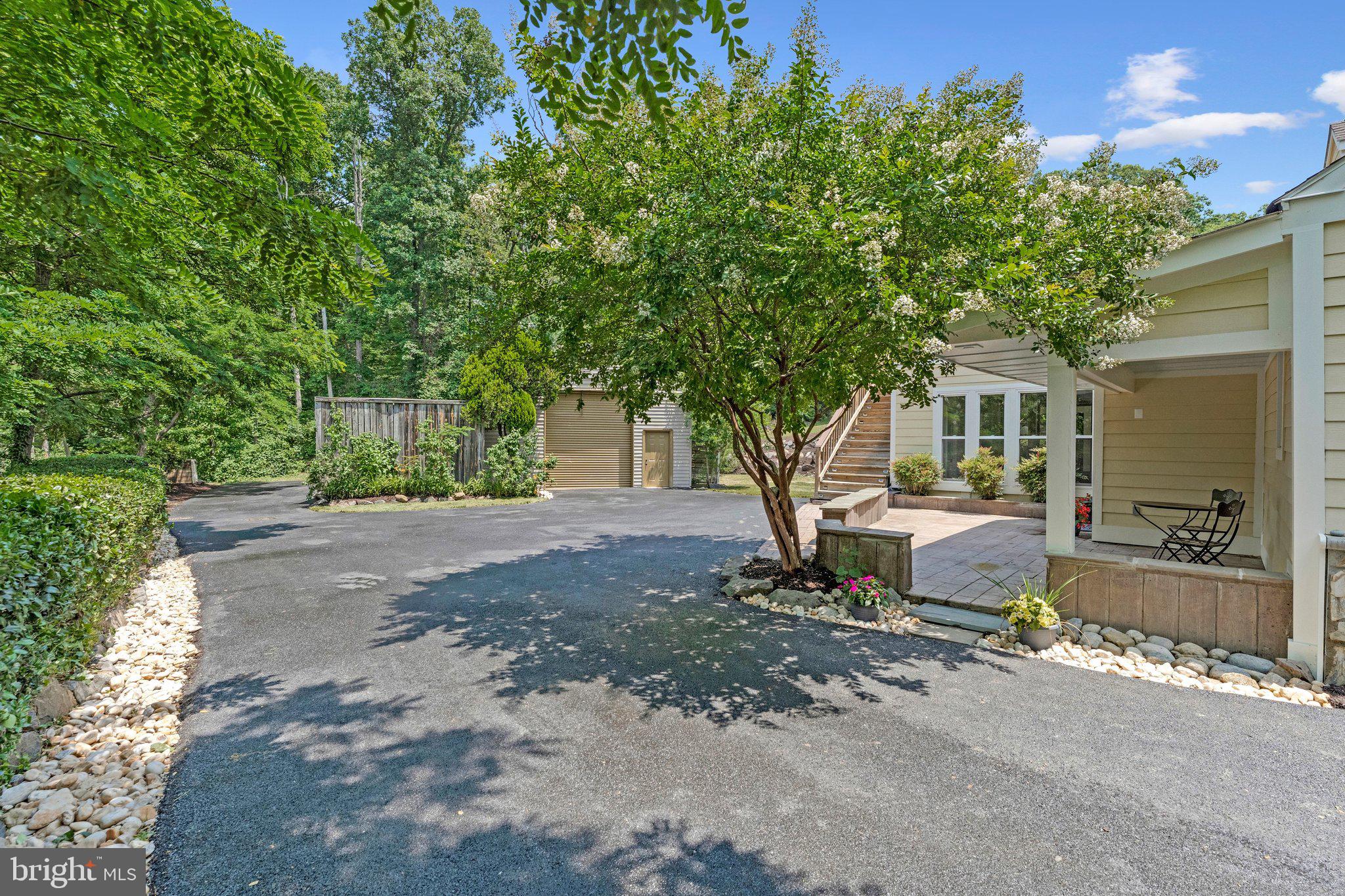 GUNSTON HEIGHTS - Residential