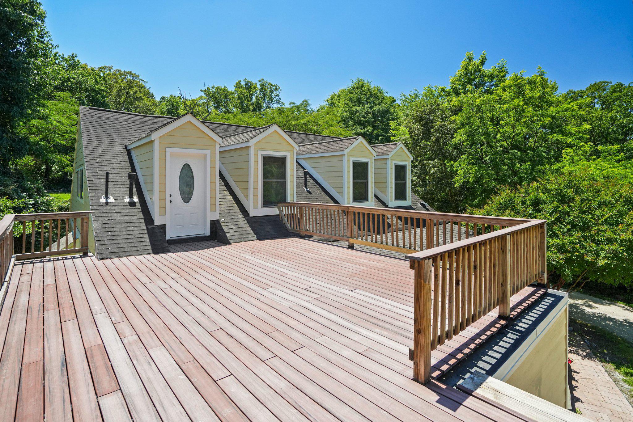 GUNSTON HEIGHTS - Residential