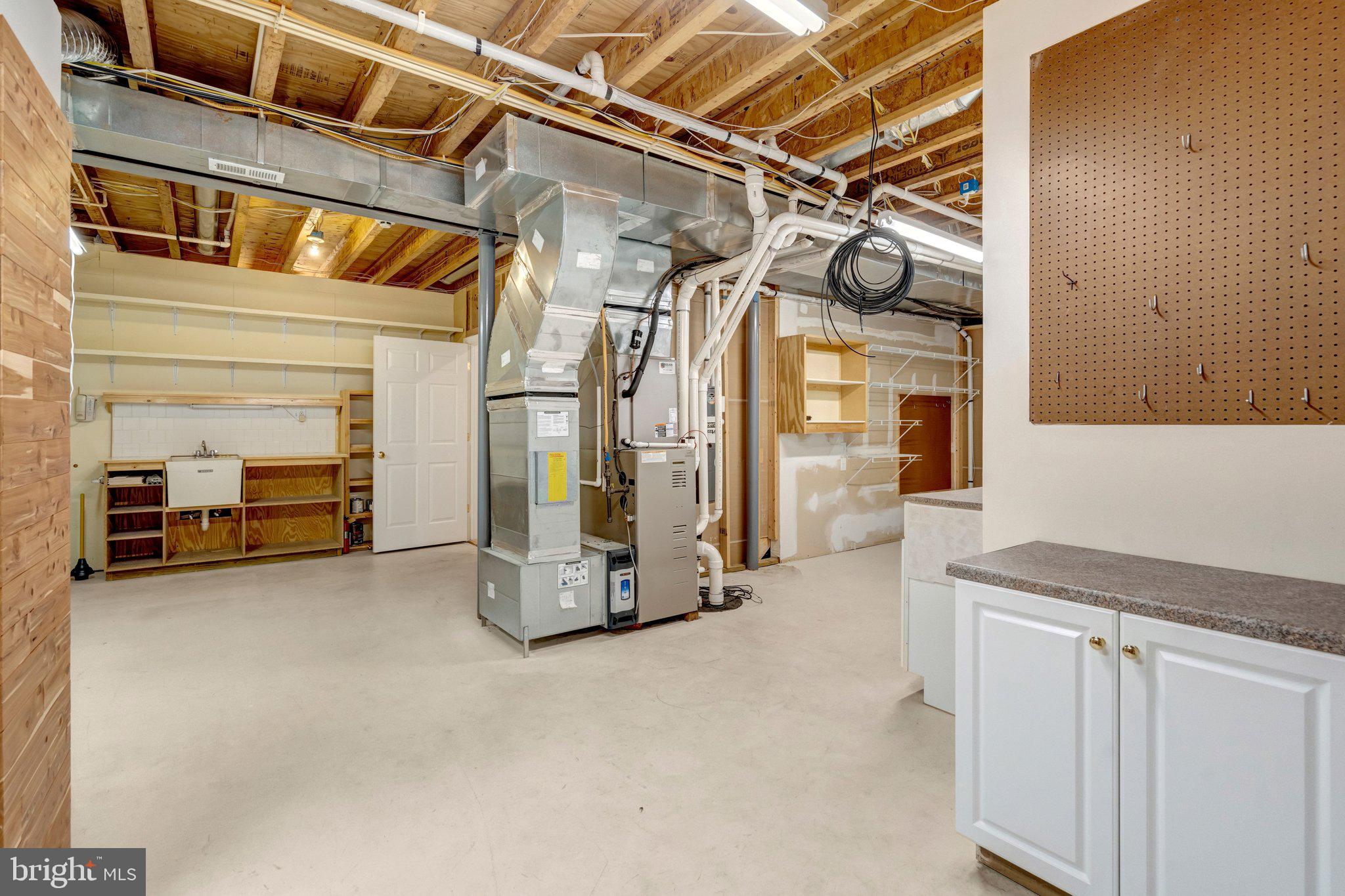 REGENCY AT DOMINION VALLEY - Residential