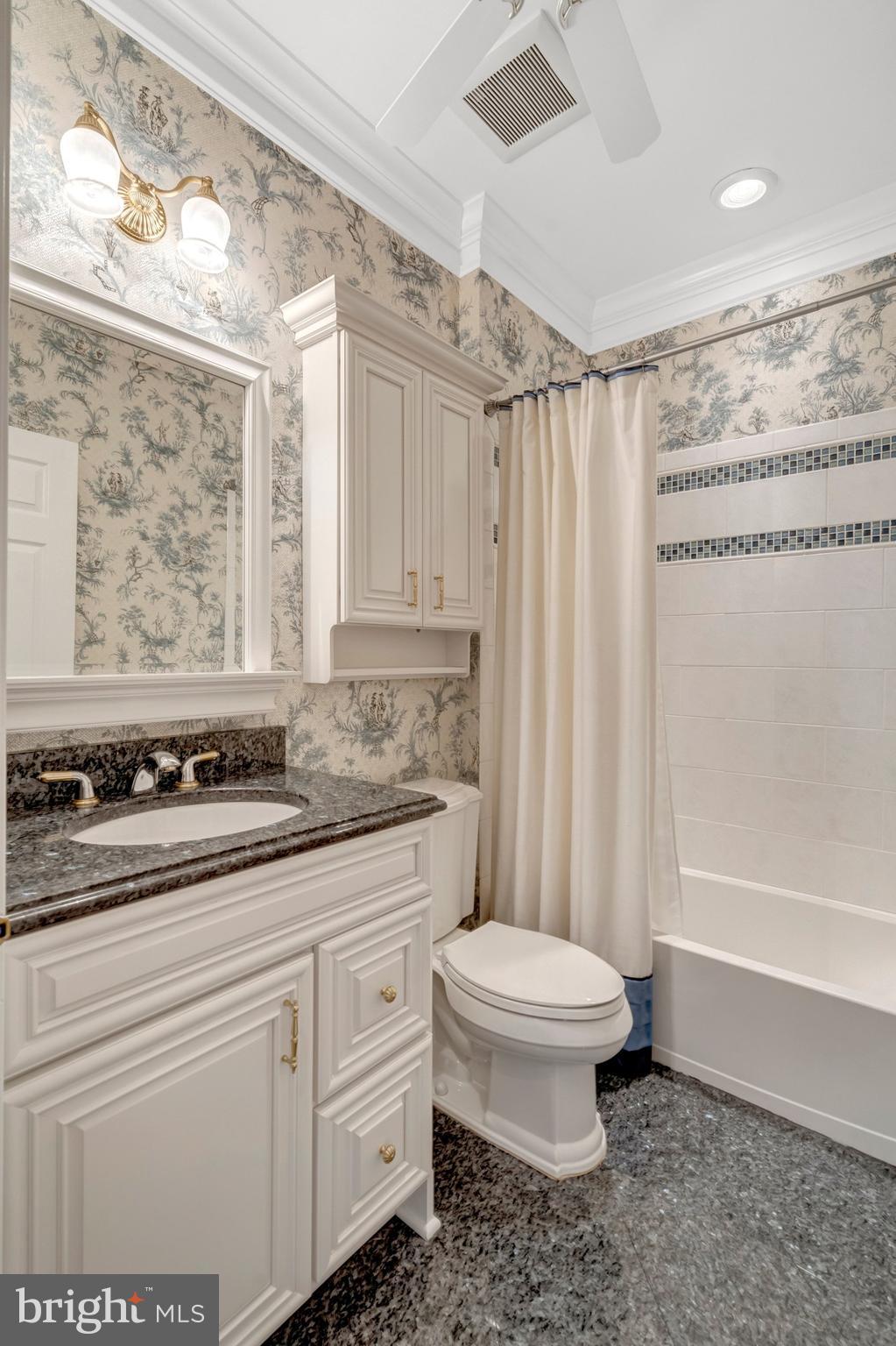 REGENCY AT DOMINION VALLEY - Residential
