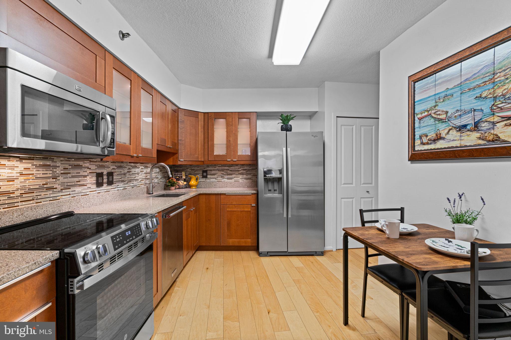 CRYSTAL PARK - Residential Lease