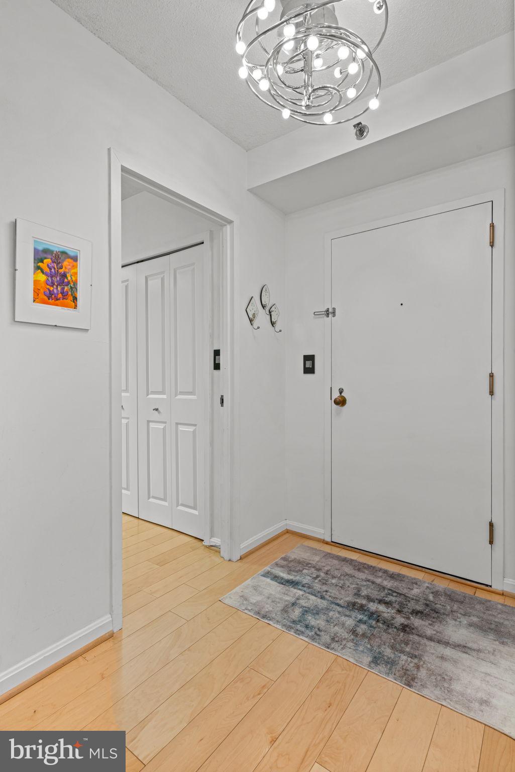 CRYSTAL PARK - Residential Lease