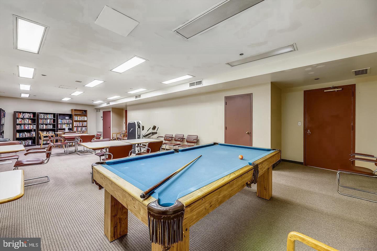 CRYSTAL PARK - Residential Lease