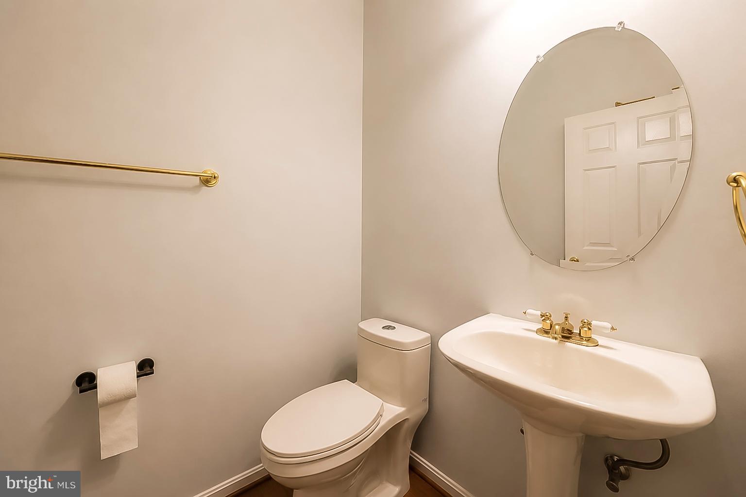 KINGS CROSSING - Residential