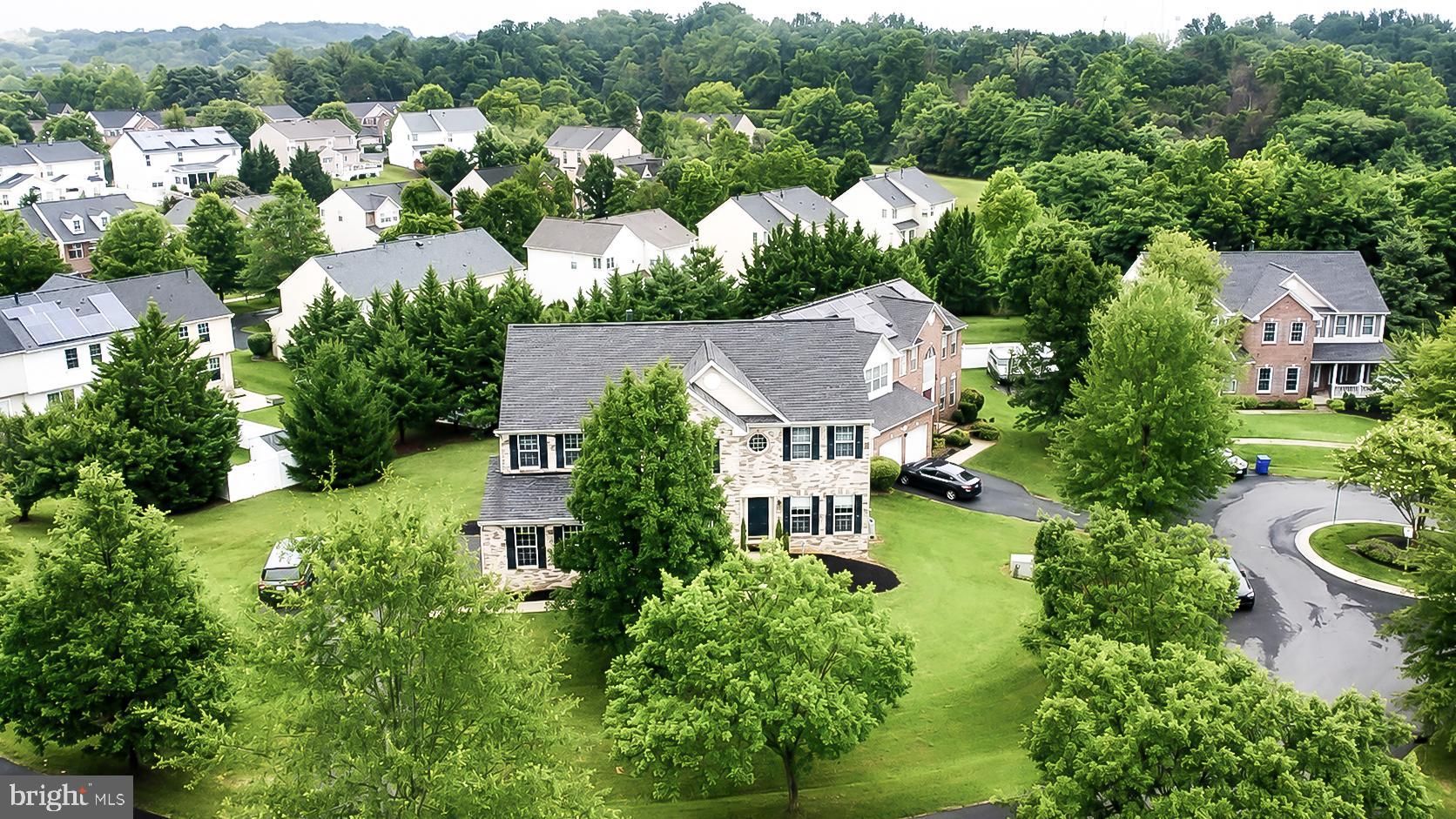 KINGS CROSSING - Residential