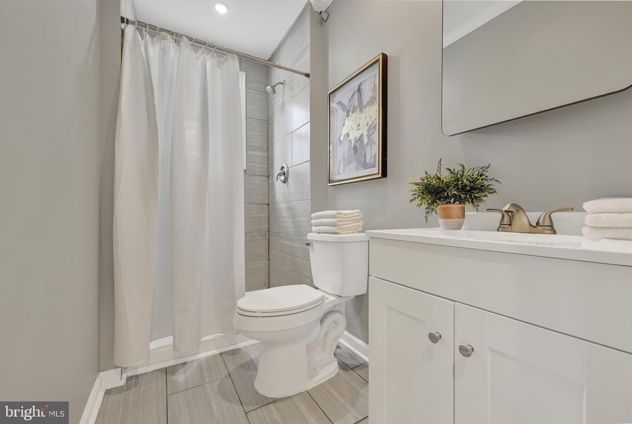 HAMILTON HEIGHTS - Residential