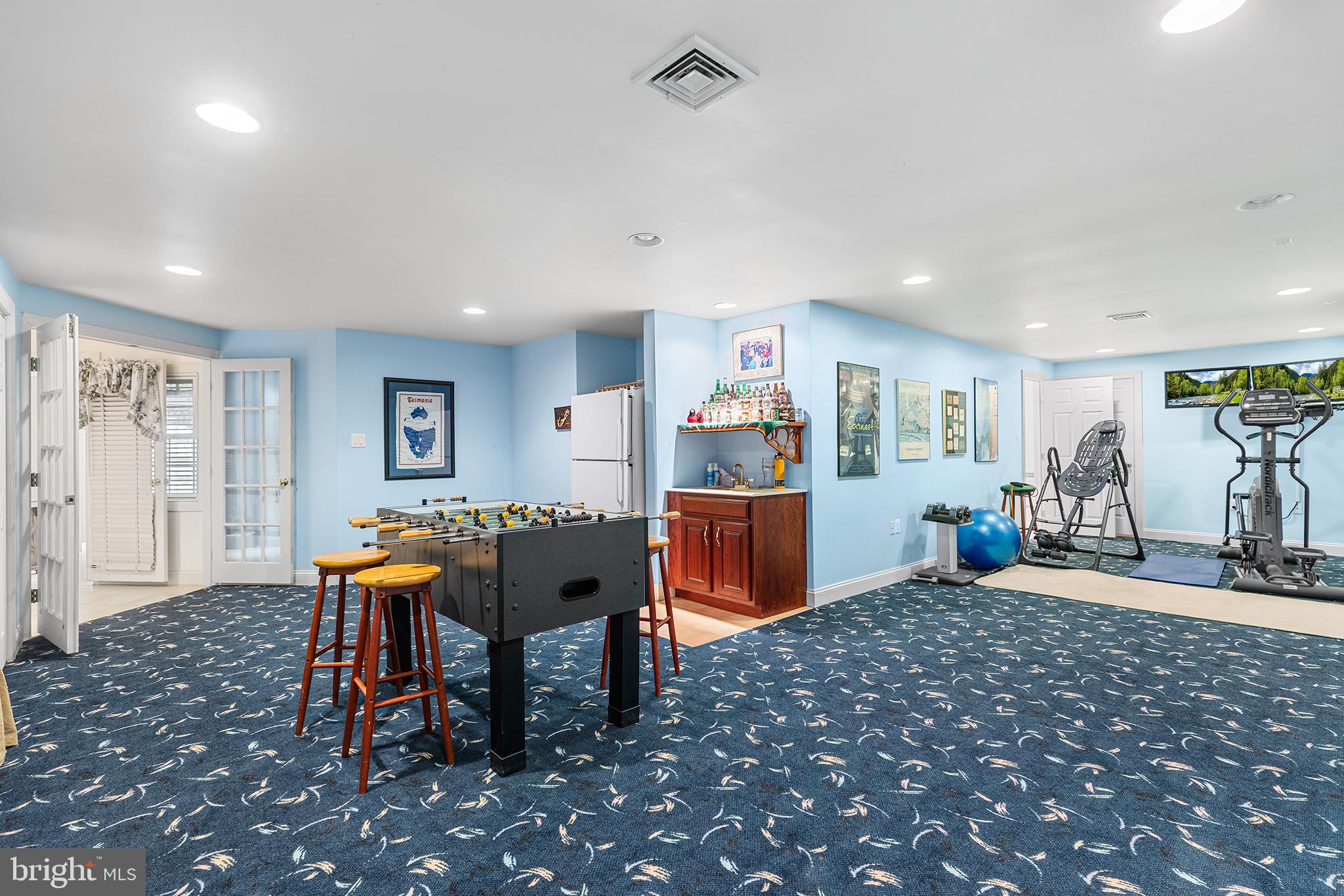 DEER POINTE - Residential