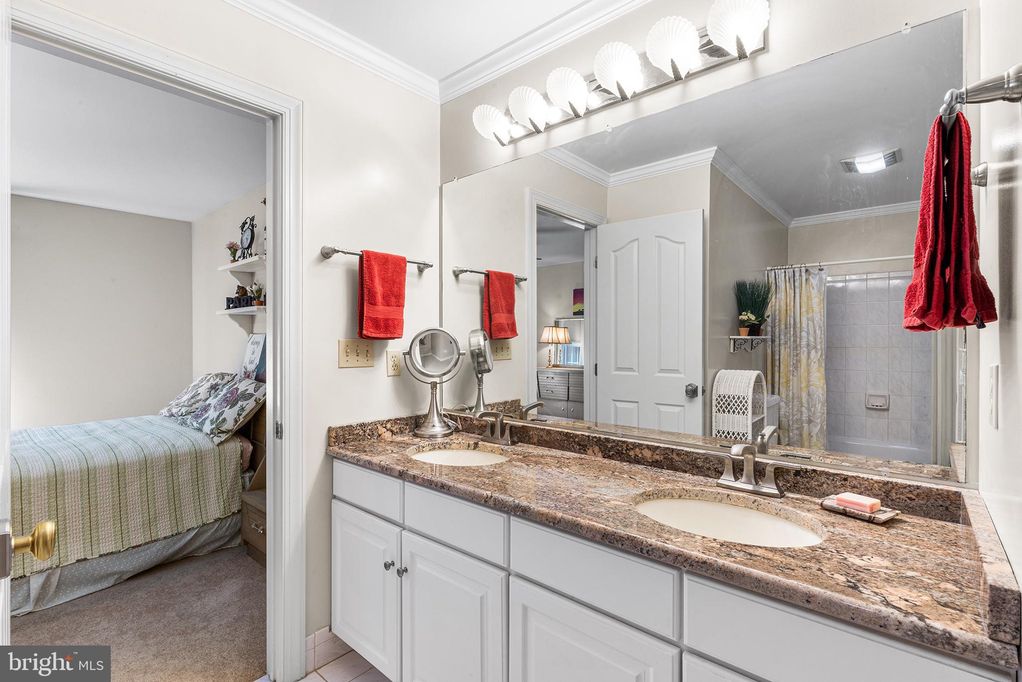DEER POINTE - Residential
