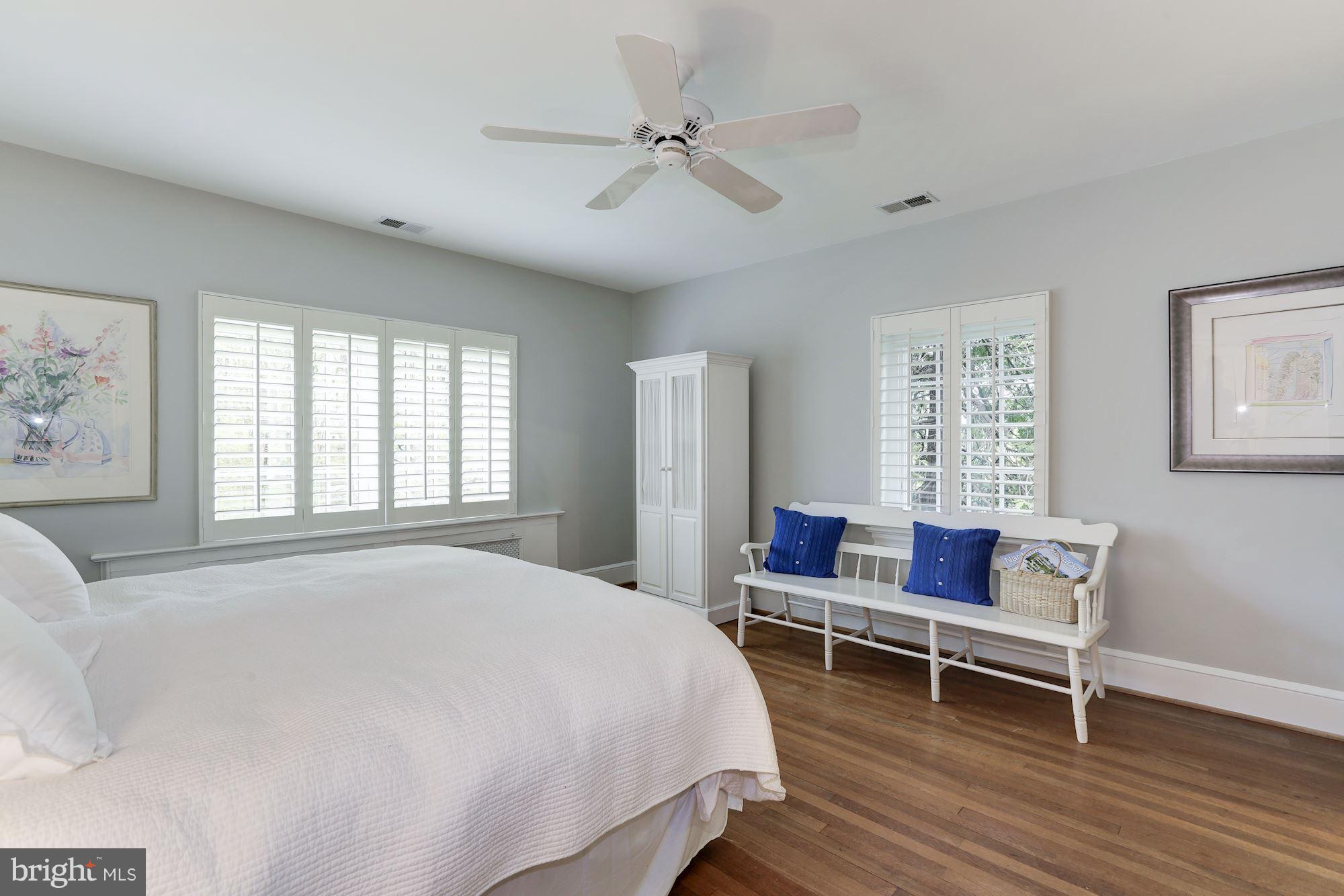 ROLLINGWOOD - Residential
