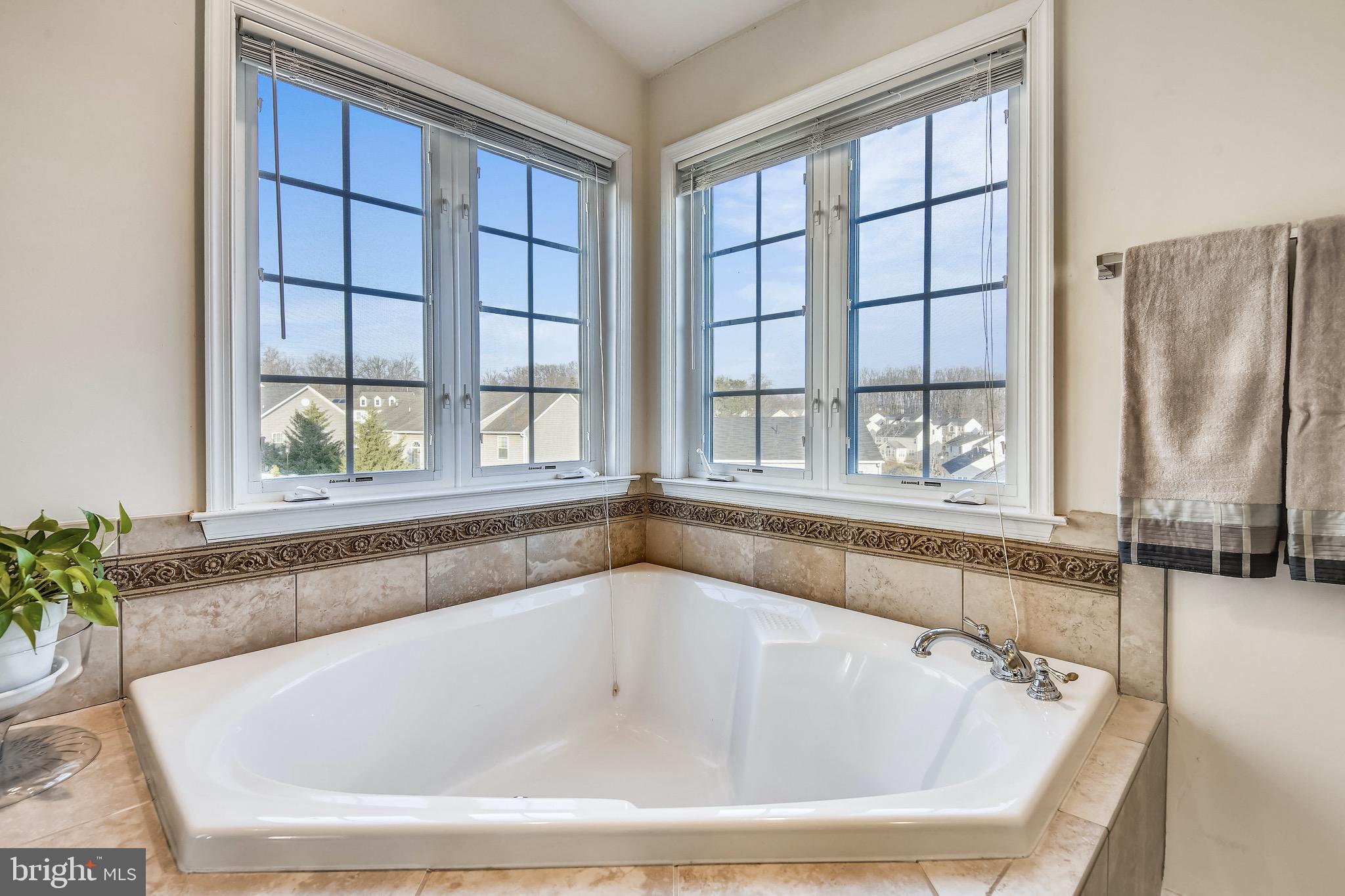CEDAR LANE FARMS - Residential