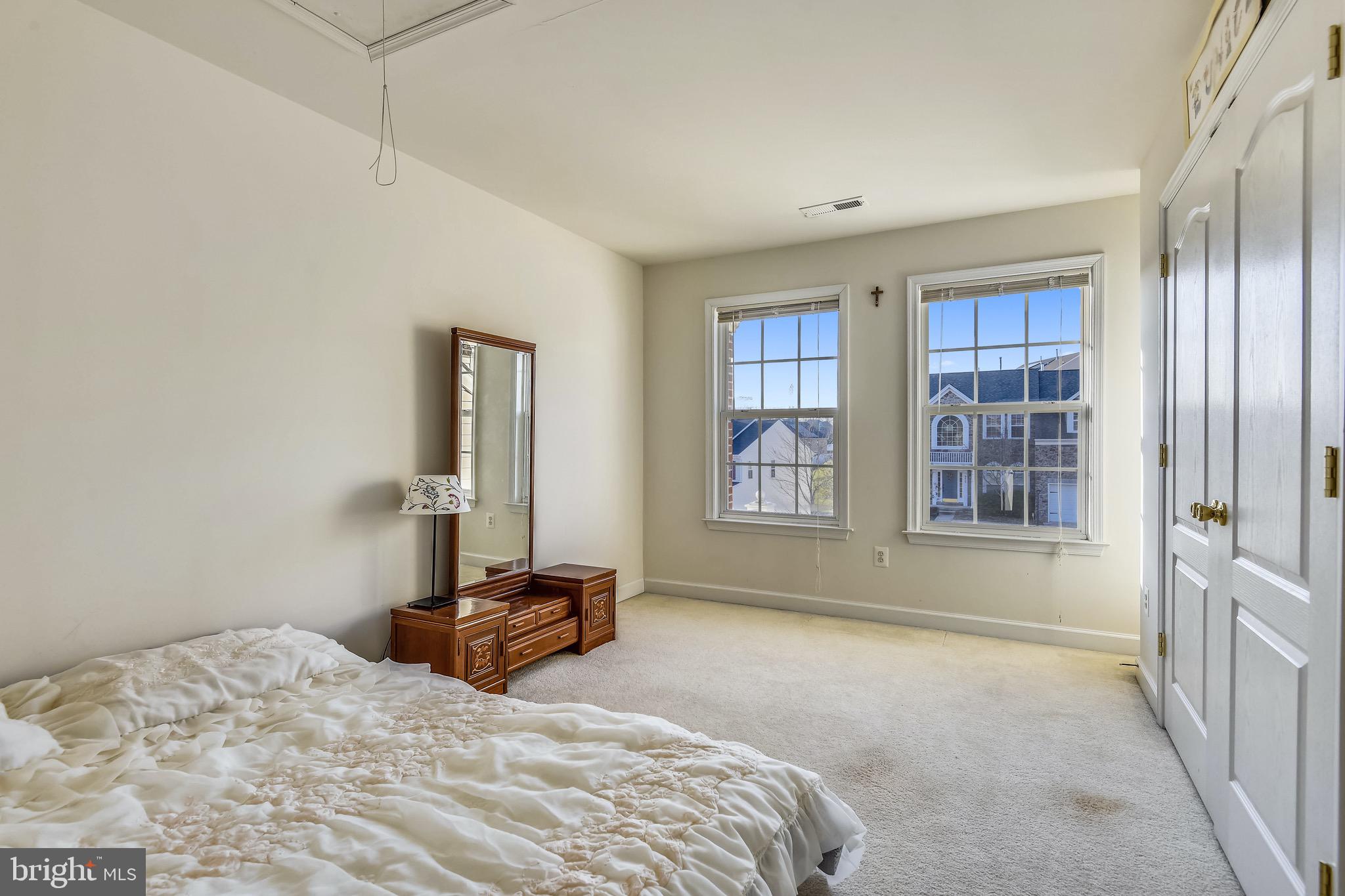CEDAR LANE FARMS - Residential