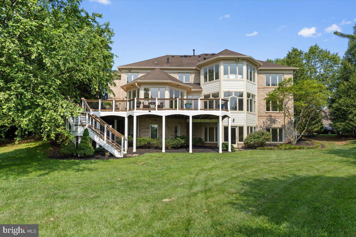 RED CEDAR WEST - Residential