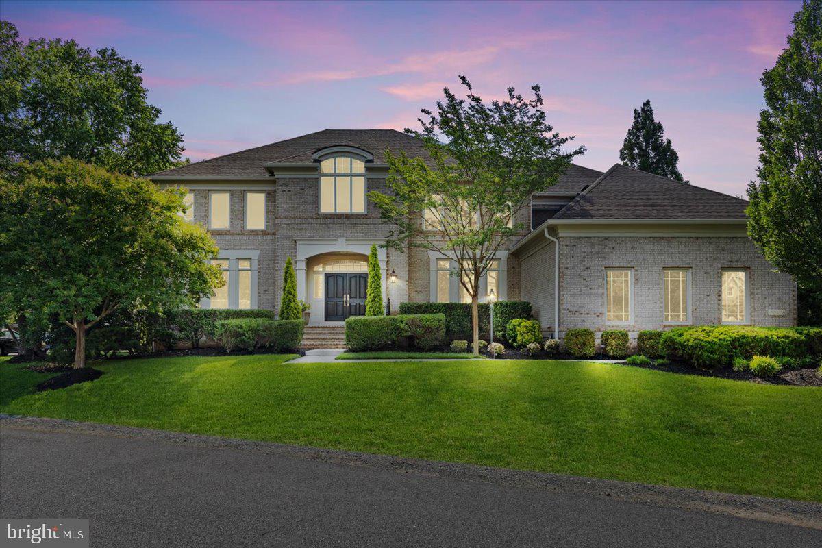 RED CEDAR WEST - Residential