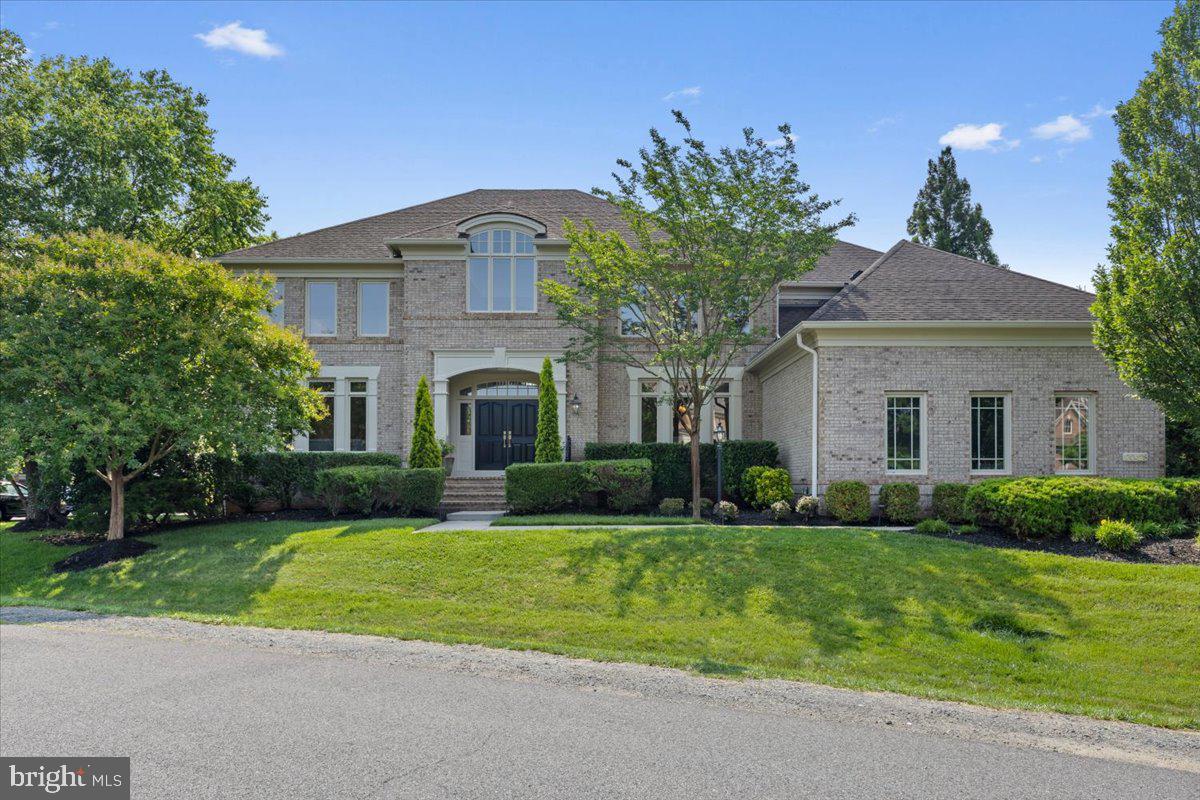 RED CEDAR WEST - Residential