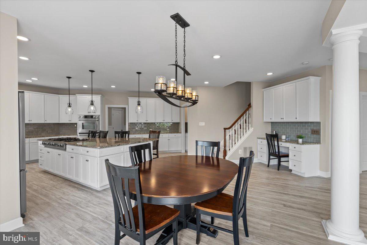 RED CEDAR WEST - Residential