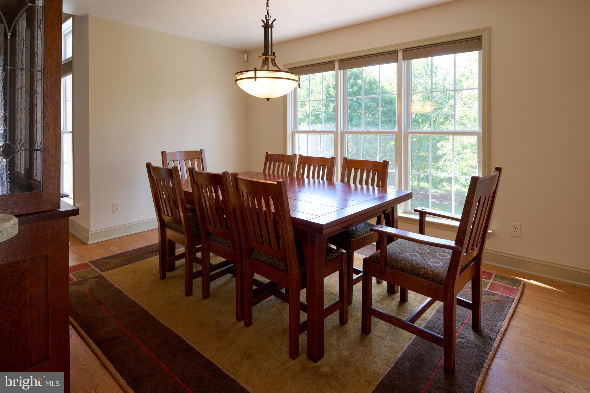 HAMPTON HILLS - Residential
