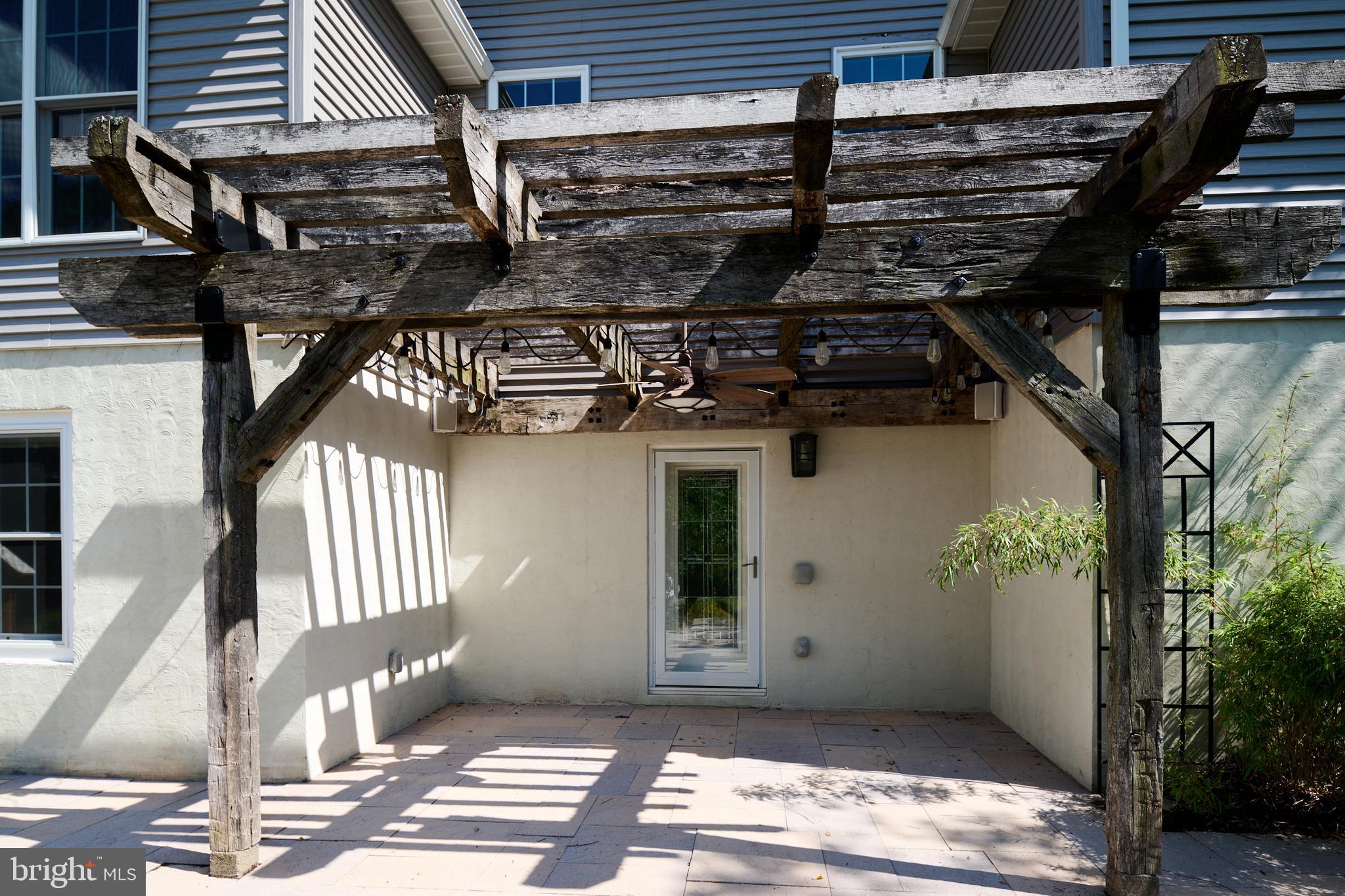 HAMPTON HILLS - Residential