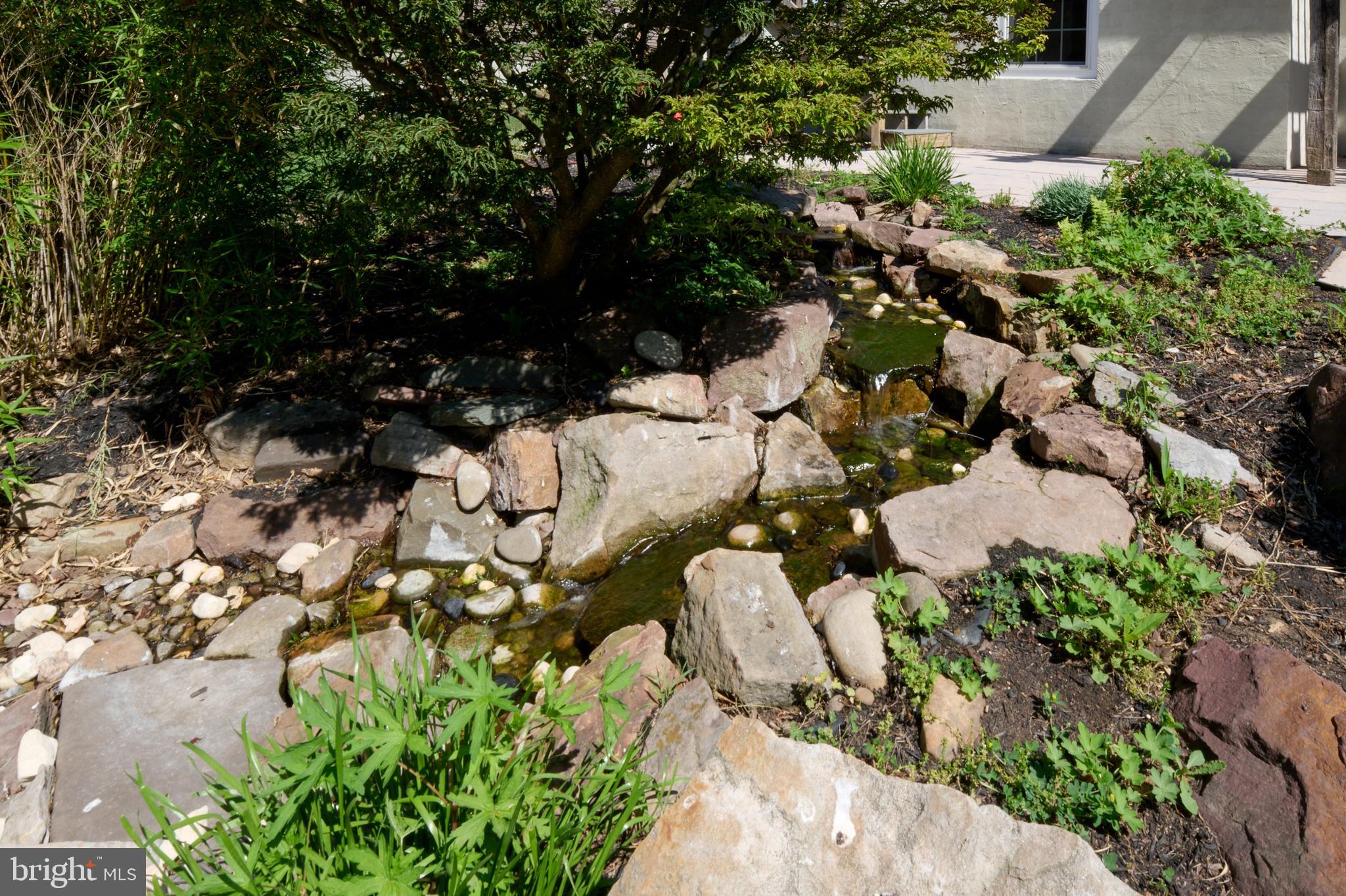 HAMPTON HILLS - Residential