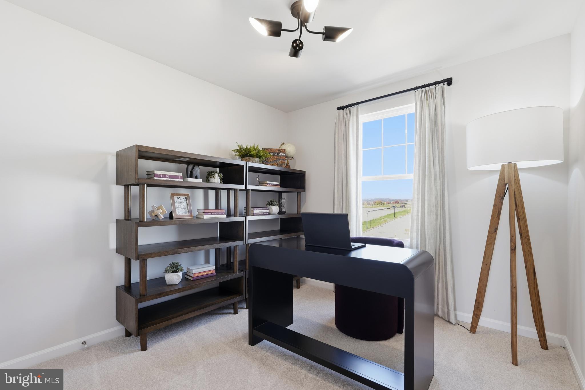 PRESIDENTS POINTE - Residential