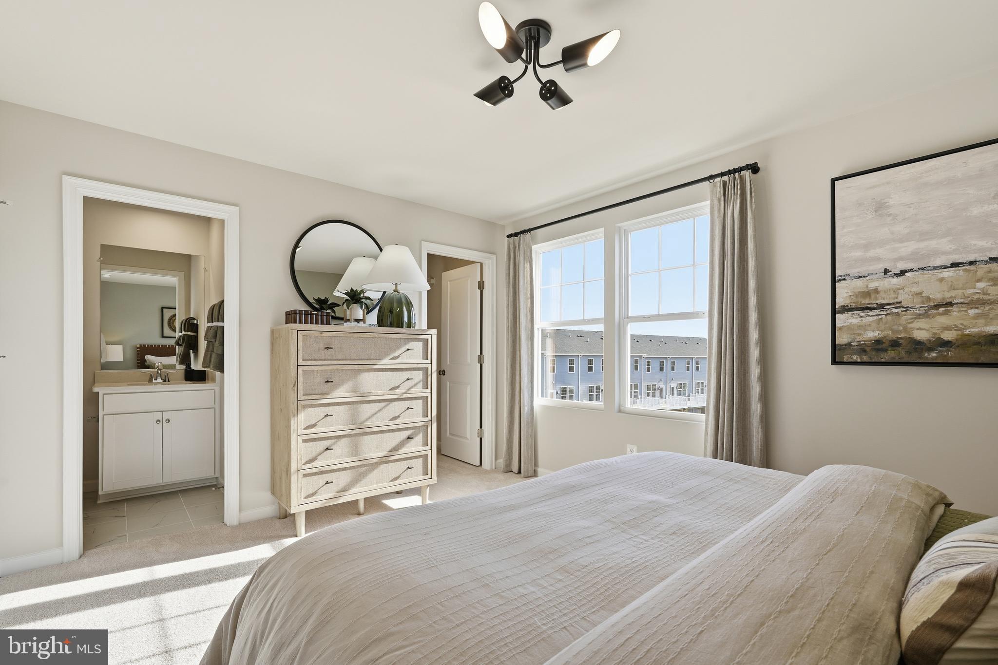 PRESIDENTS POINTE - Residential