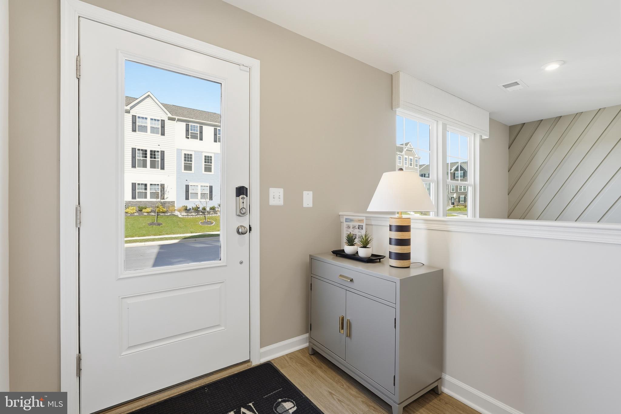 PRESIDENTS POINTE - Residential