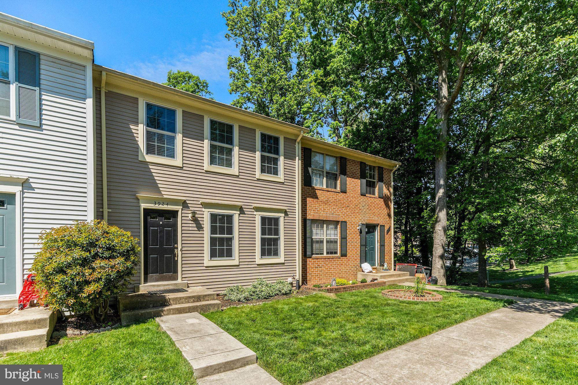 FAIR WOODS - Residential Lease