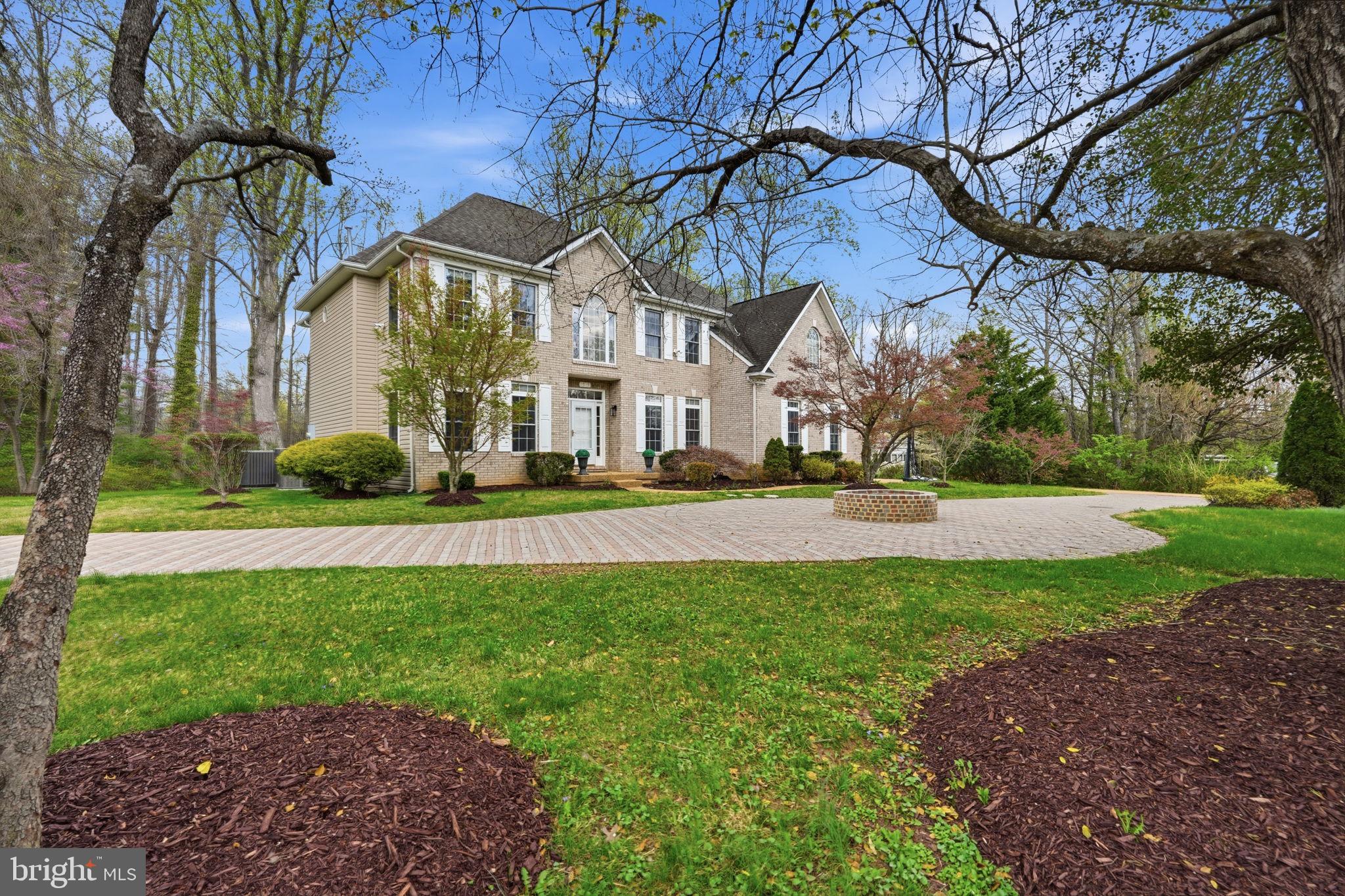 HOLMES RUN PARK - Residential