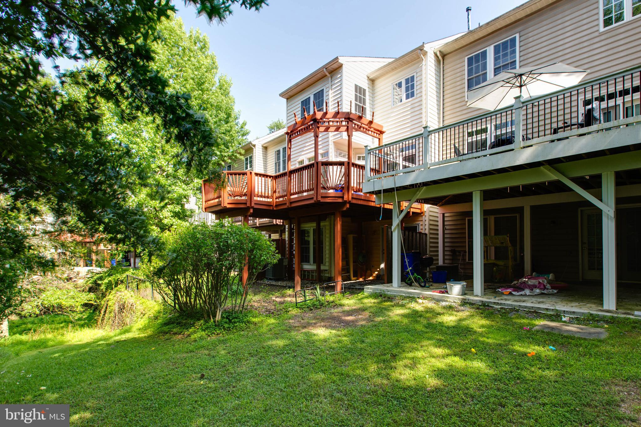 WAVERLY WOODS - Residential