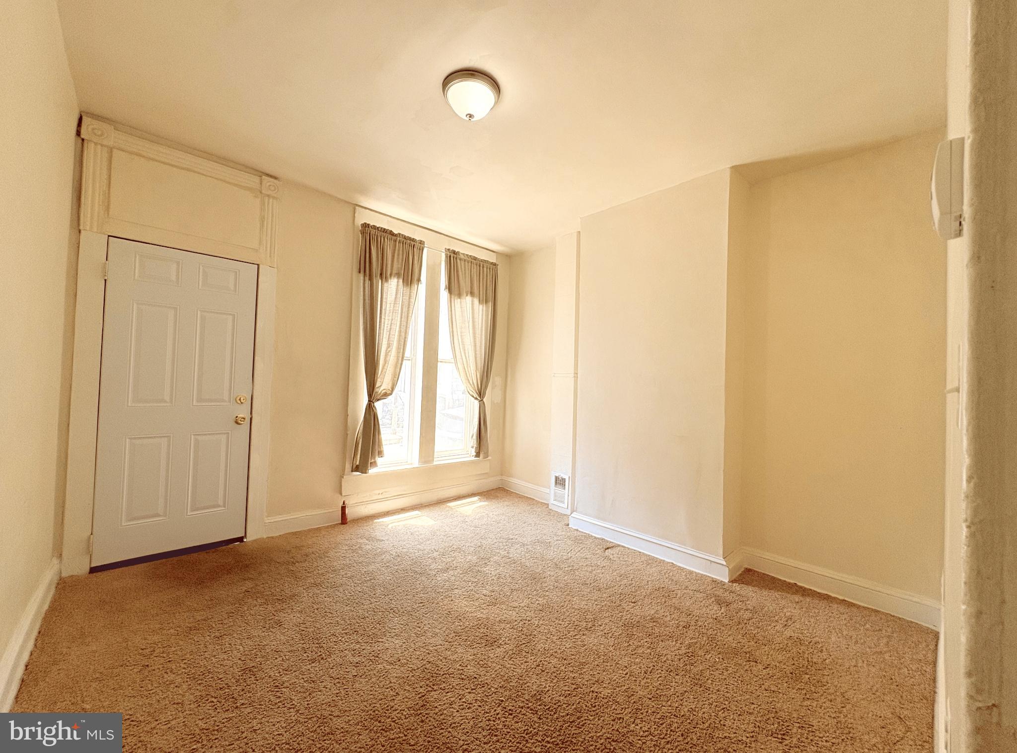 MONDAWMIN - Residential