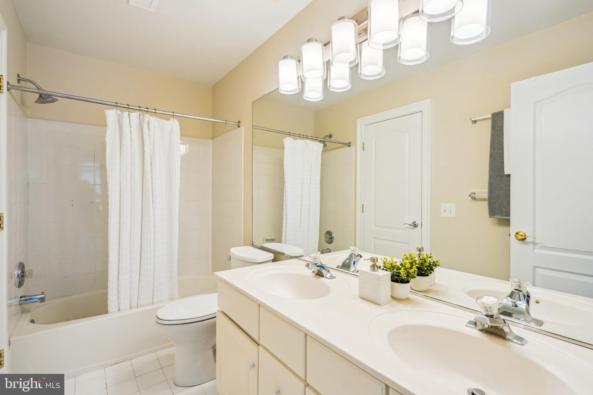 WHEATLAND FARMS - Residential