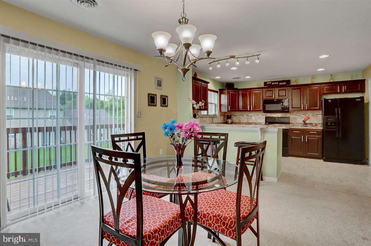 BUMBLE BEE HOLLOW - Residential