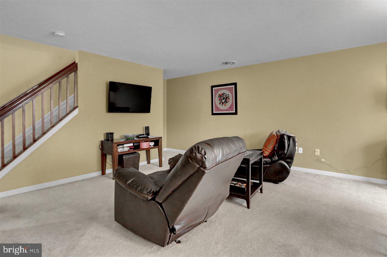 BUMBLE BEE HOLLOW - Residential