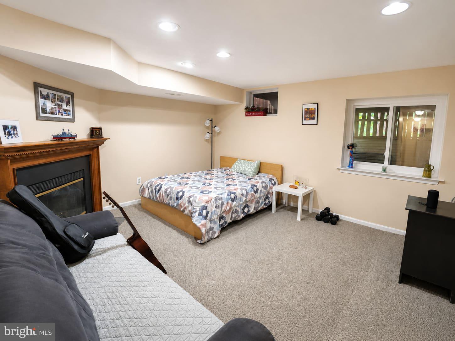 LIONS GATE - Residential