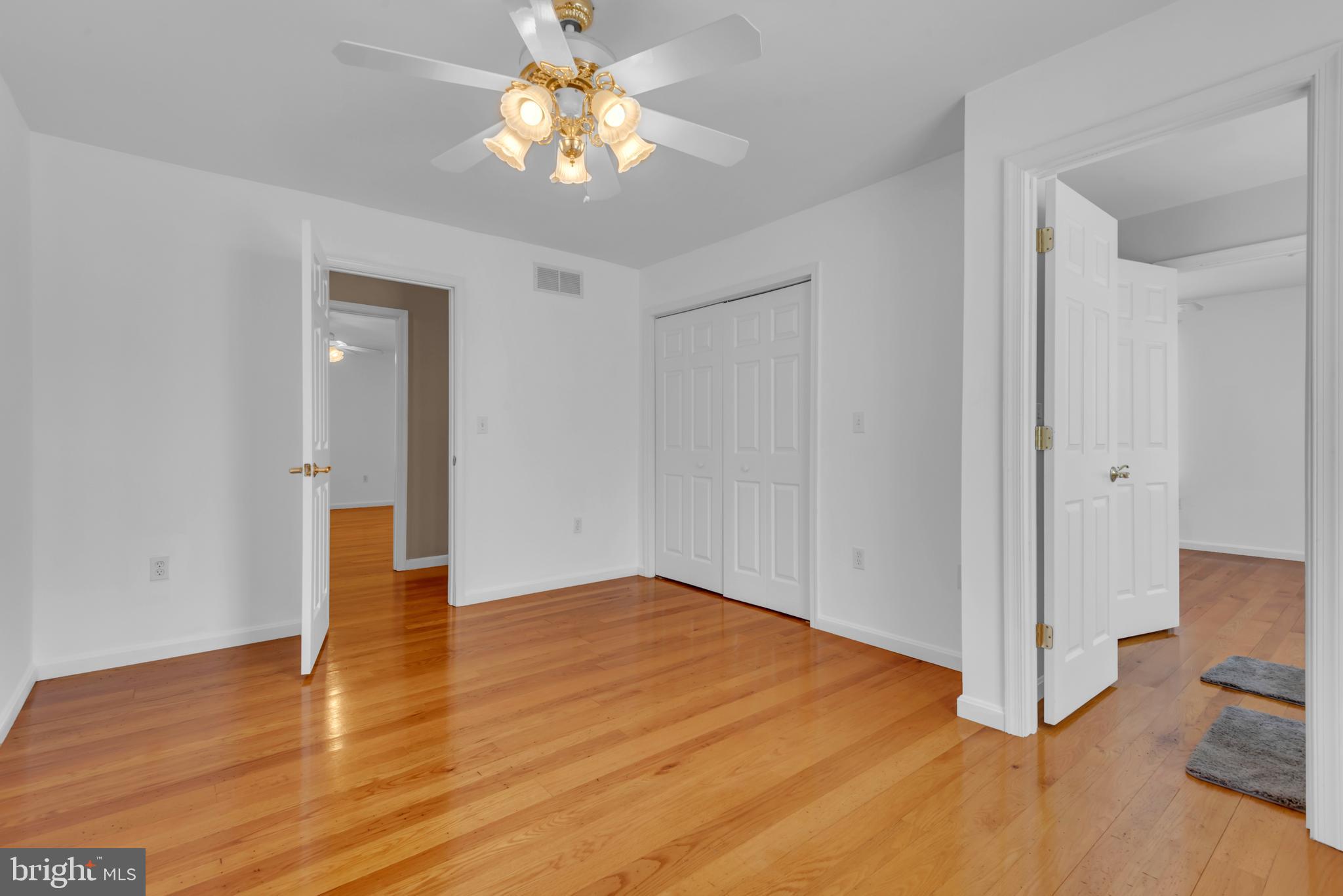 SHORE ACRES - Residential