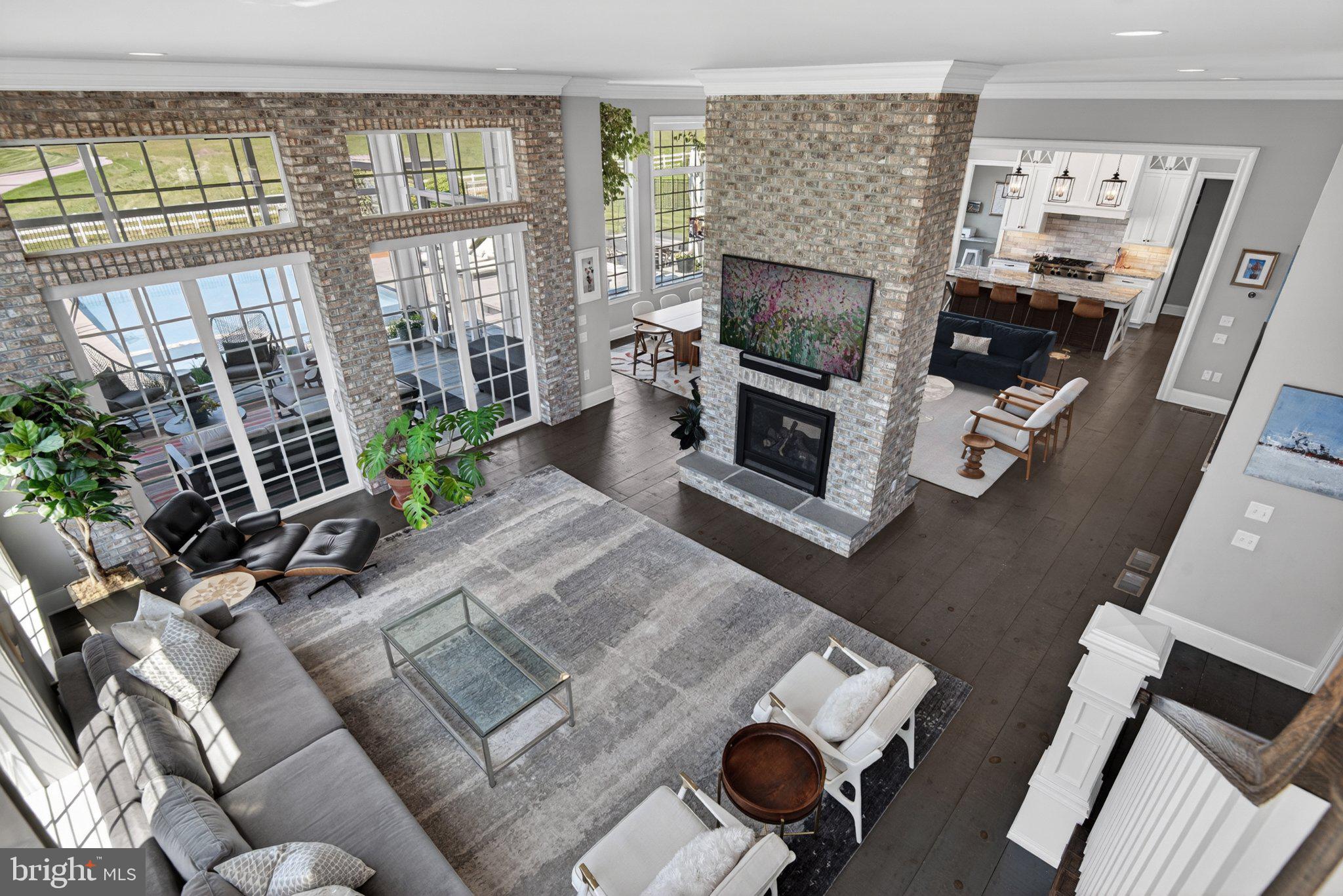 ESSEX COURT - Residential