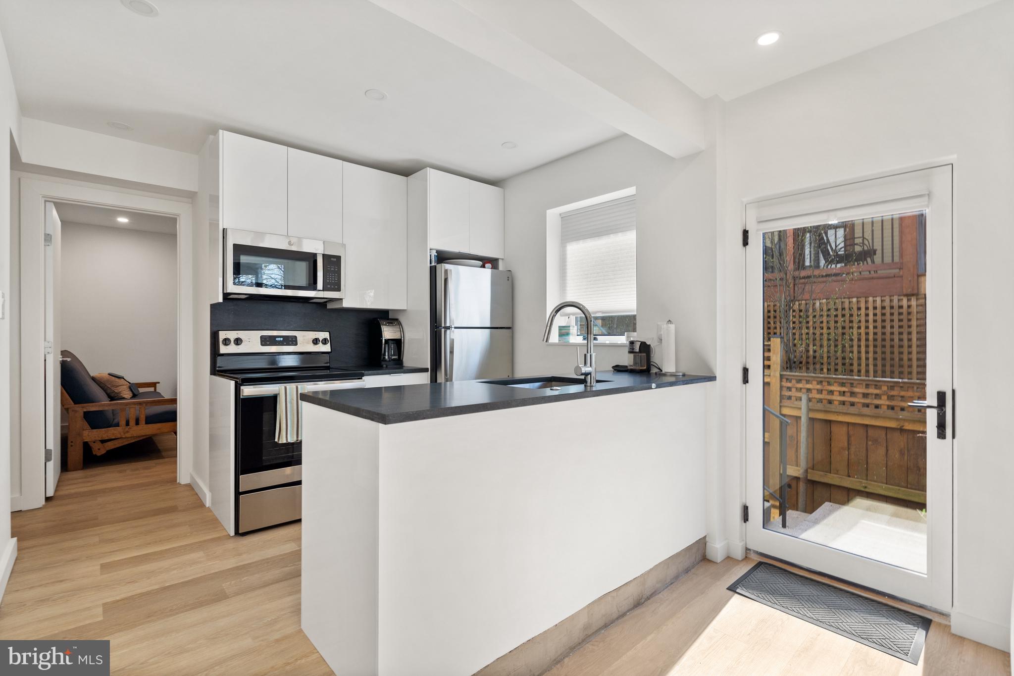 WOODLEY PARK - Residential